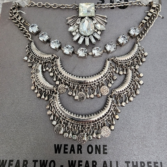 3 necklaces in 1! Silver necklace set. - Picture 2 of 3